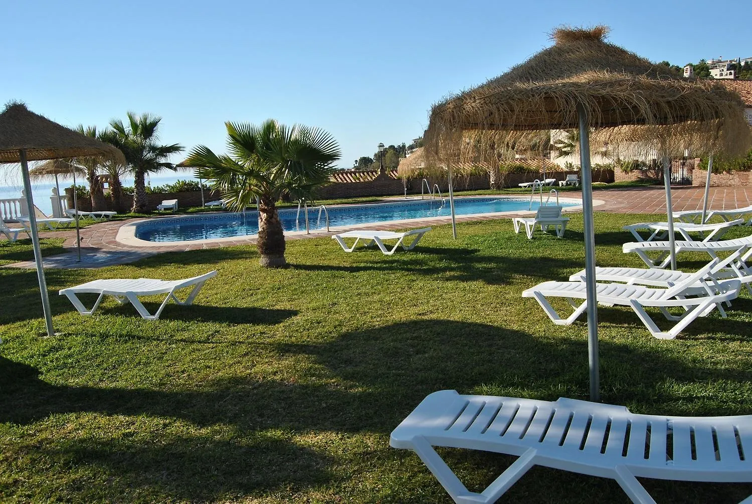 Lambda Beach House Piscina Y Parking Almunecar Apartment